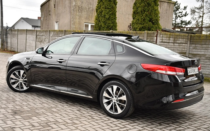 Kia Optima cena 64900 przebieg: 179054, rok produkcji 2017 z Kutno małe 781